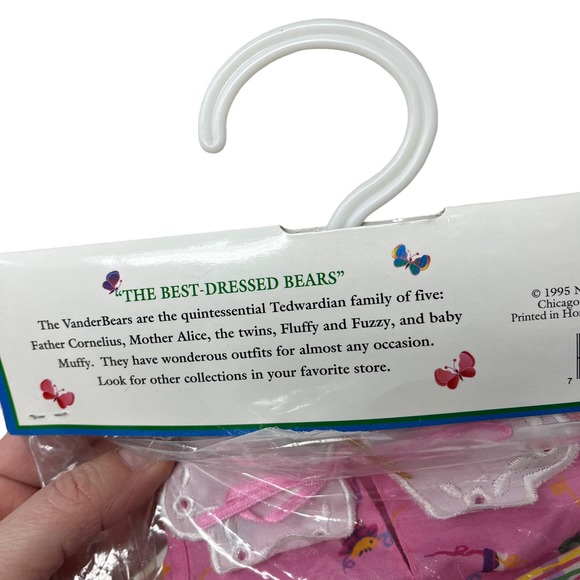 Muffy Vanderbear 8" Santa Claus Bear  + Spring Bonnets & Gypsy Outfits Lot‎ - Picture 9 of 13